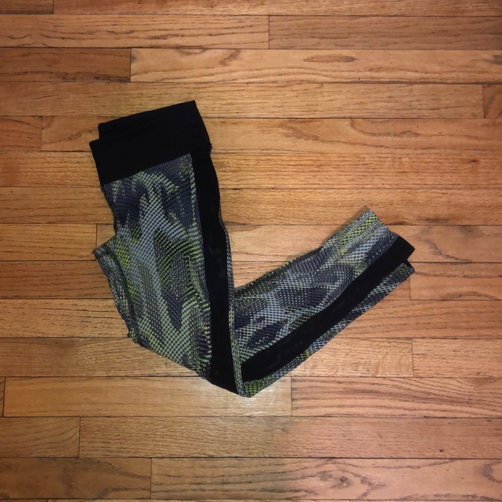 Koral mesh side crops